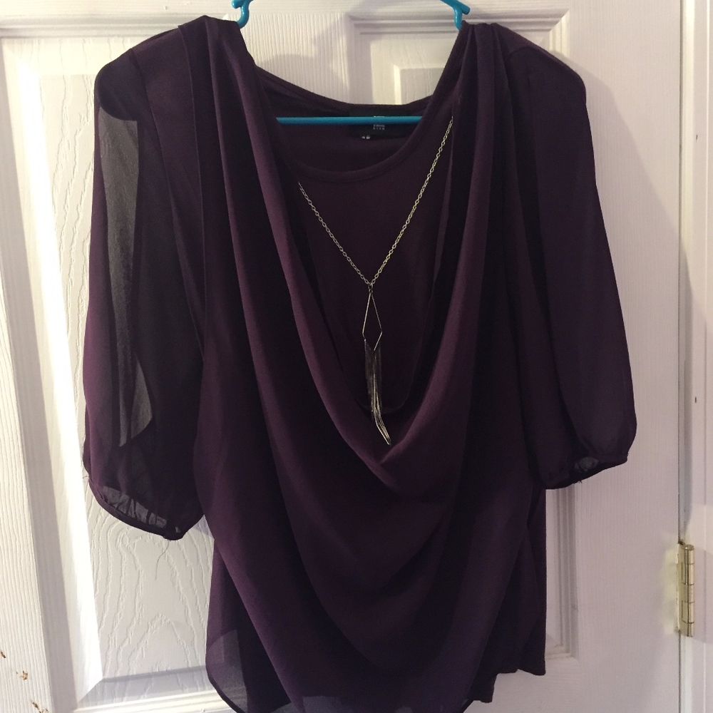 Flowy purple top with necklace included